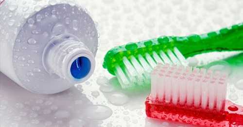 Vệ sinh răng miệng sạch sẽ hạn chế đau nhức răng