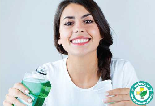 Nước súc miệng có thể ngăn ngừa nướu răng