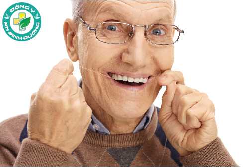 Lão hóa răng miệng khiến răng không còn được bám chắc vào nướu