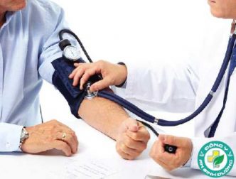 4 thói quen tiềm ẩn có thể ảnh hưởng đến huyết áp của bạn