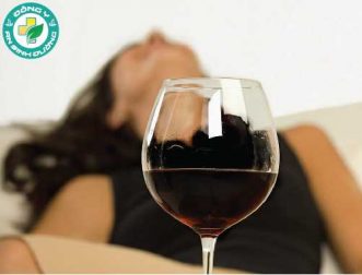 Từ bỏ rượu có thể tăng cường đáng kể sức khỏe tâm thần