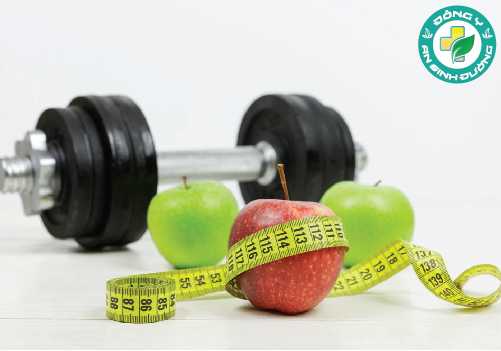 Ăn kiêng hay tập thể dục là quan trọng hơn trong việc giảm cân?