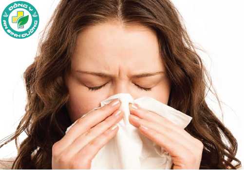 Một số bệnh về mũi cũng gây tổn thương mạch máu và làm chảy máu cam