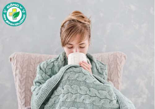 Uống đủ nước có thể giúp bạn chống lại cảm cúm
