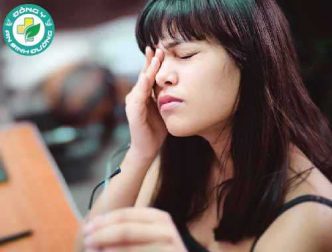 Bạn có thể chạm tay vào mặt 16 lần một giờ: Đây là cách để dừng lại