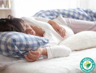 Tư thế ngủ nào là tốt nhất khi bạn mang thai?