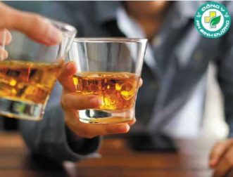 Uống bao nhiêu rượu là quá nhiều?